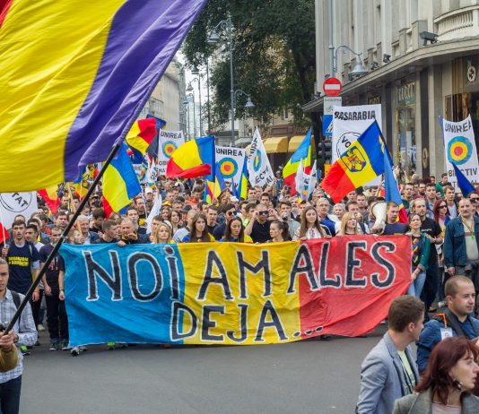 PLECAȚI!