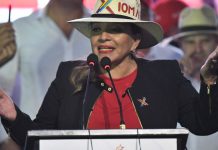 Xiomara Castro, fosta prima doamna a Hondurasului, doreste presedintia